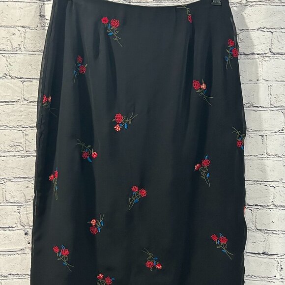 Ladies Pierre Cardin Options skirt Size 8 - Picture 1 of 3